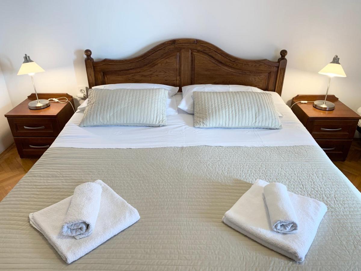 Guesthouse Maver Cres Zewnętrze zdjęcie