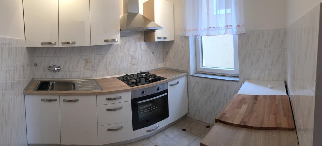 Guesthouse Maver Cres Zewnętrze zdjęcie