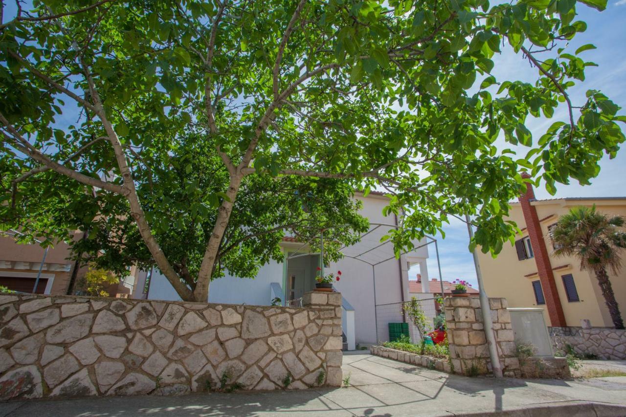 Guesthouse Maver Cres Zewnętrze zdjęcie