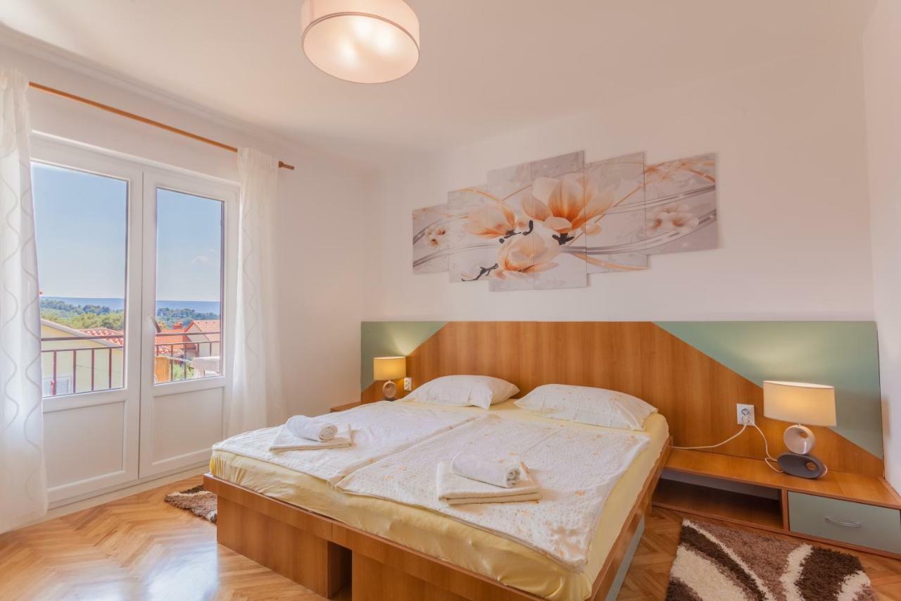 Guesthouse Maver Cres Zewnętrze zdjęcie