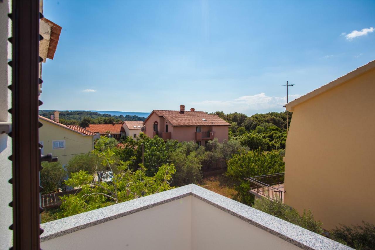 Guesthouse Maver Cres Zewnętrze zdjęcie