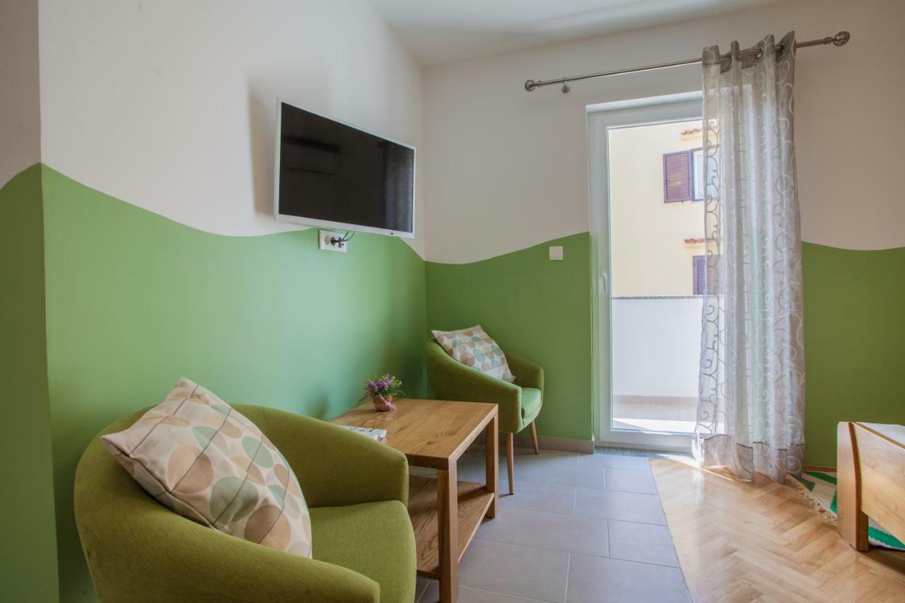Guesthouse Maver Cres Zewnętrze zdjęcie