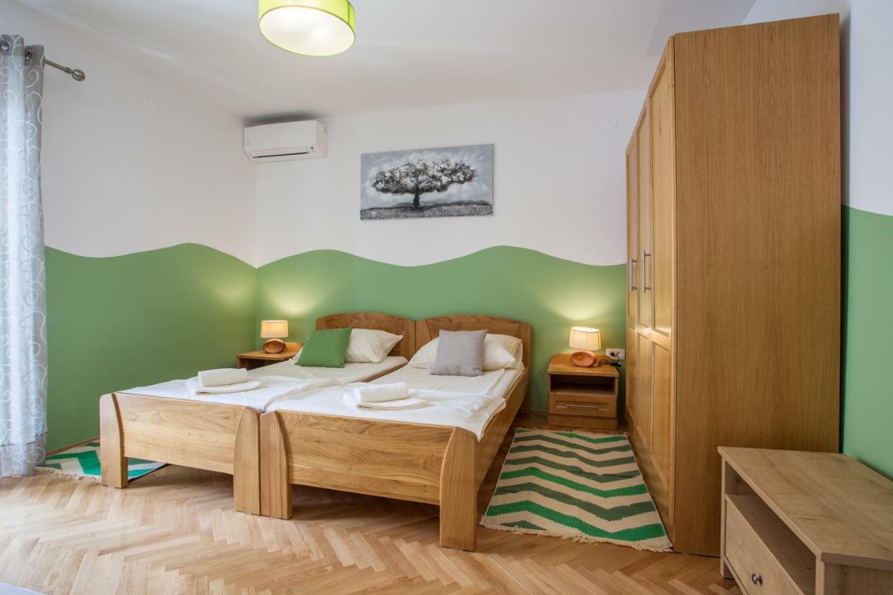 Guesthouse Maver Cres Zewnętrze zdjęcie