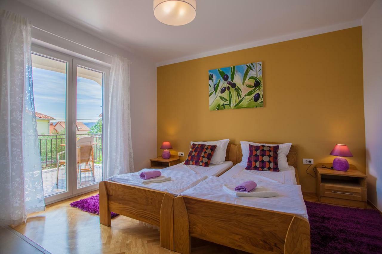 Guesthouse Maver Cres Zewnętrze zdjęcie