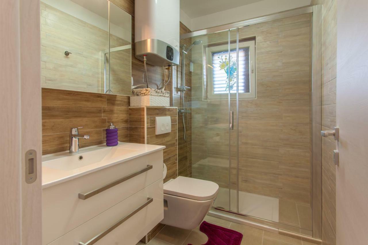 Guesthouse Maver Cres Zewnętrze zdjęcie